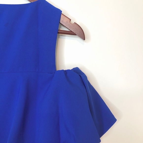 NWT Tahari Ruffled Cold Shoulder Dress - Picture 5 of 6